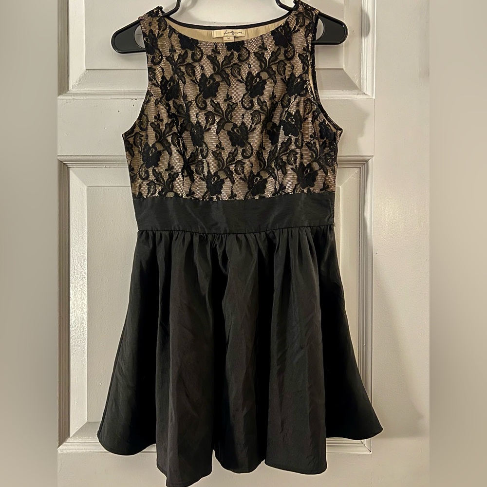 Forever 21 Retro Lace Cocktail Dress